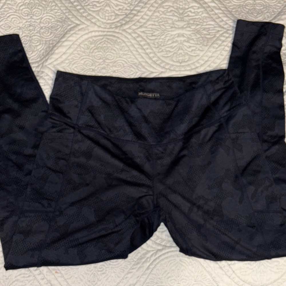 Mondetta Black Leggings